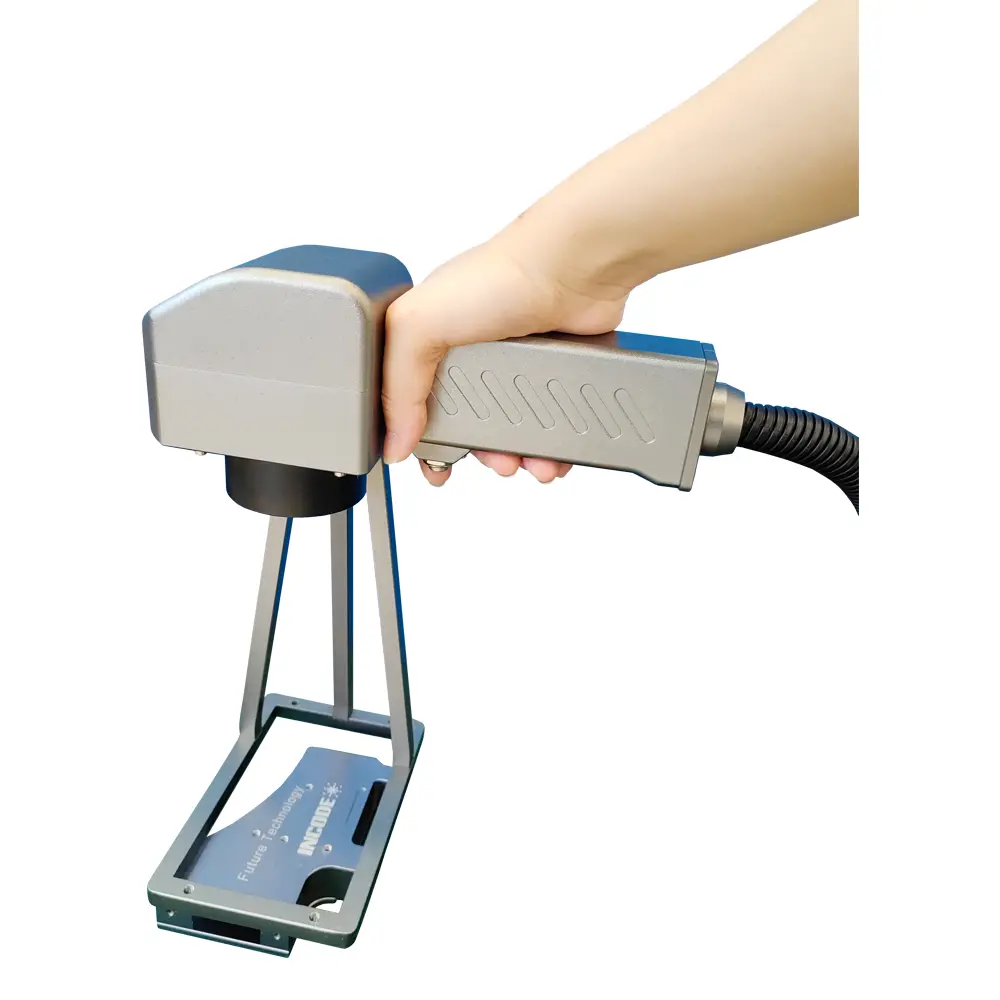 Advanced fiber laser engraving technology